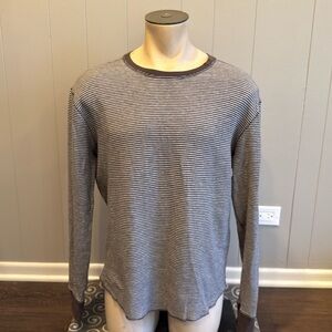 Lululemon athletica Men’s Large Long Sleeve Striped Sweater Athleisure Comfy